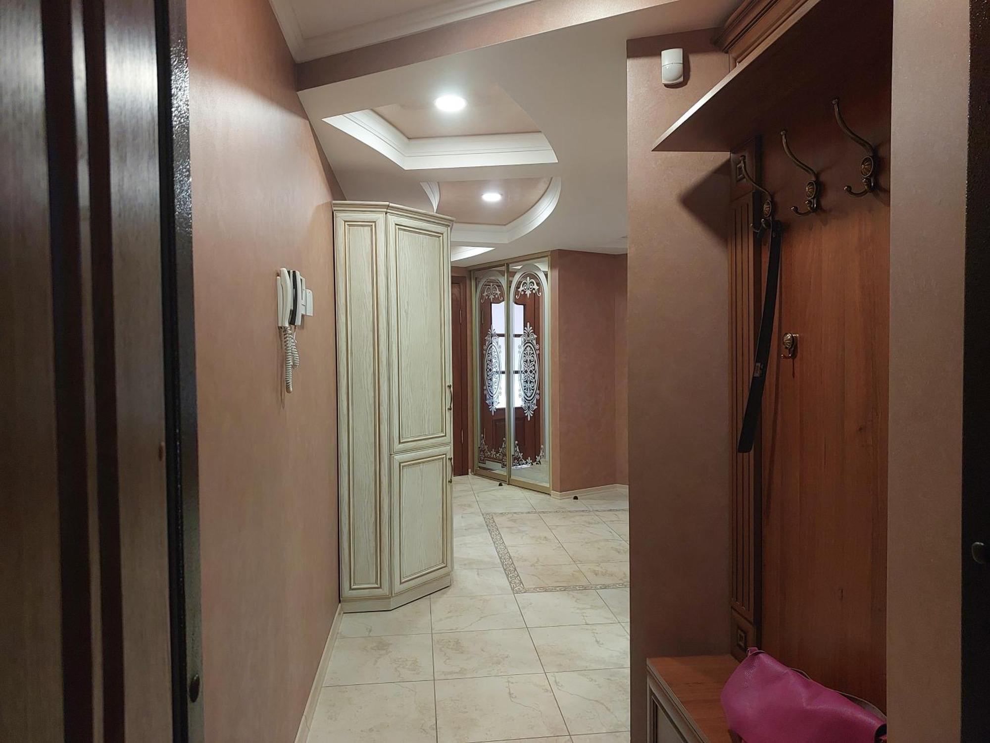 елітні біля трц порт-сіті Apartment *